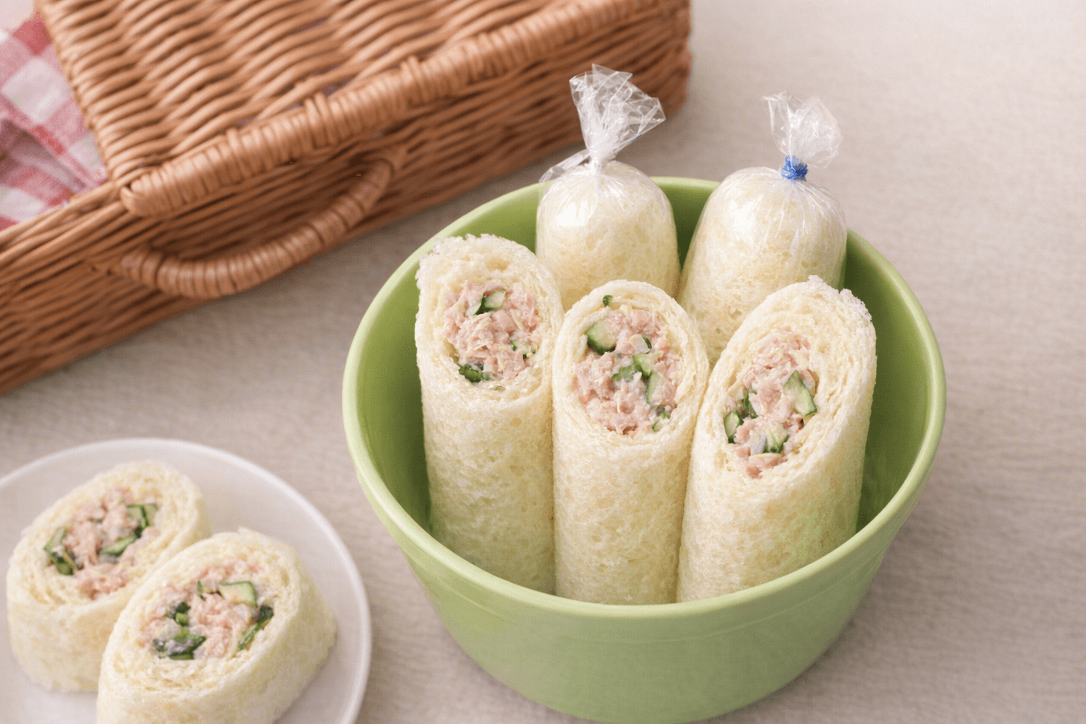 🥪절대 안 풀리는 나들이 도시락! 한입 쏙 참치롤샌드위치 황금레시피