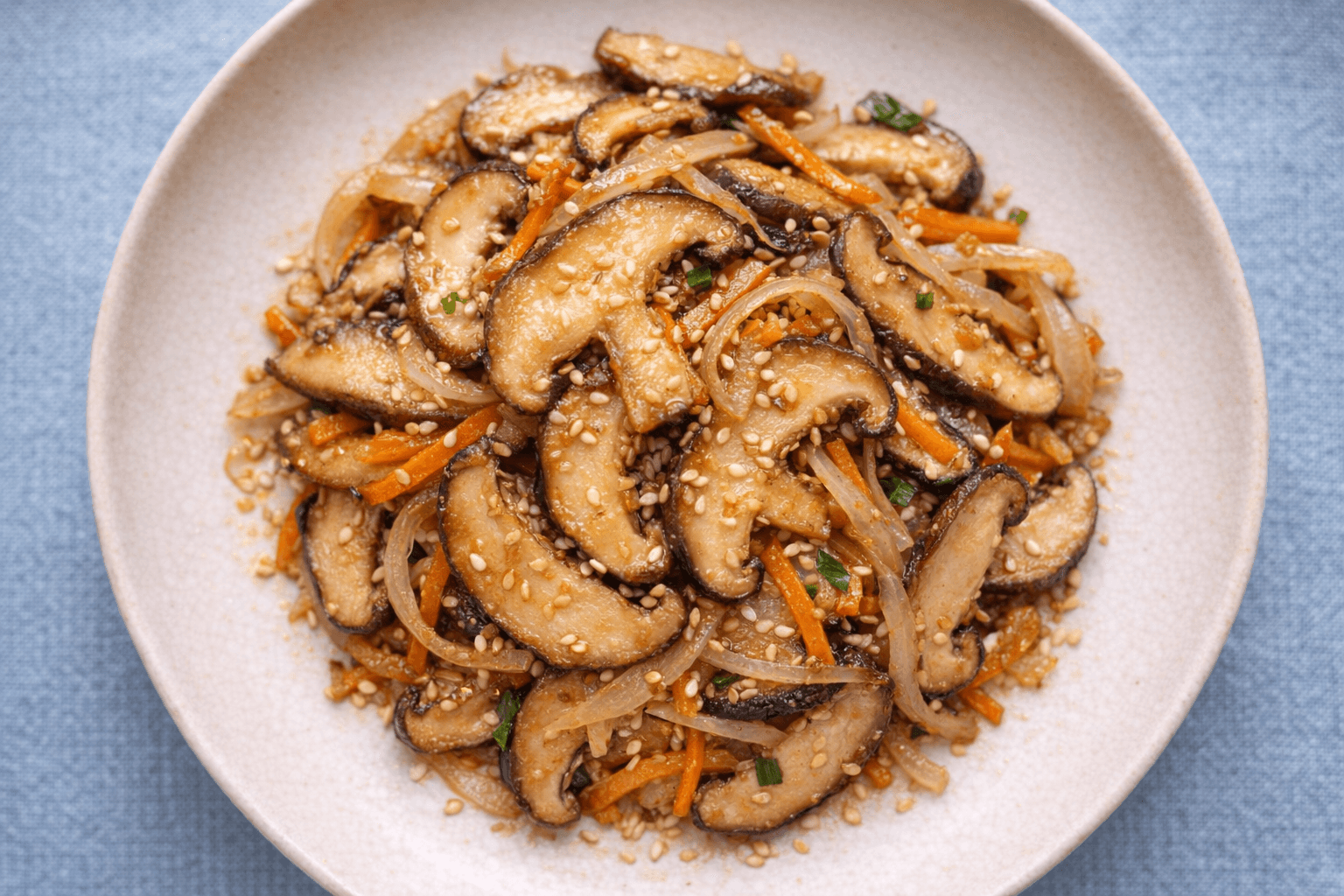 소고기 뺨치는 쫄깃함! 평생 써먹는 마약 표고버섯볶음 황금 레시피