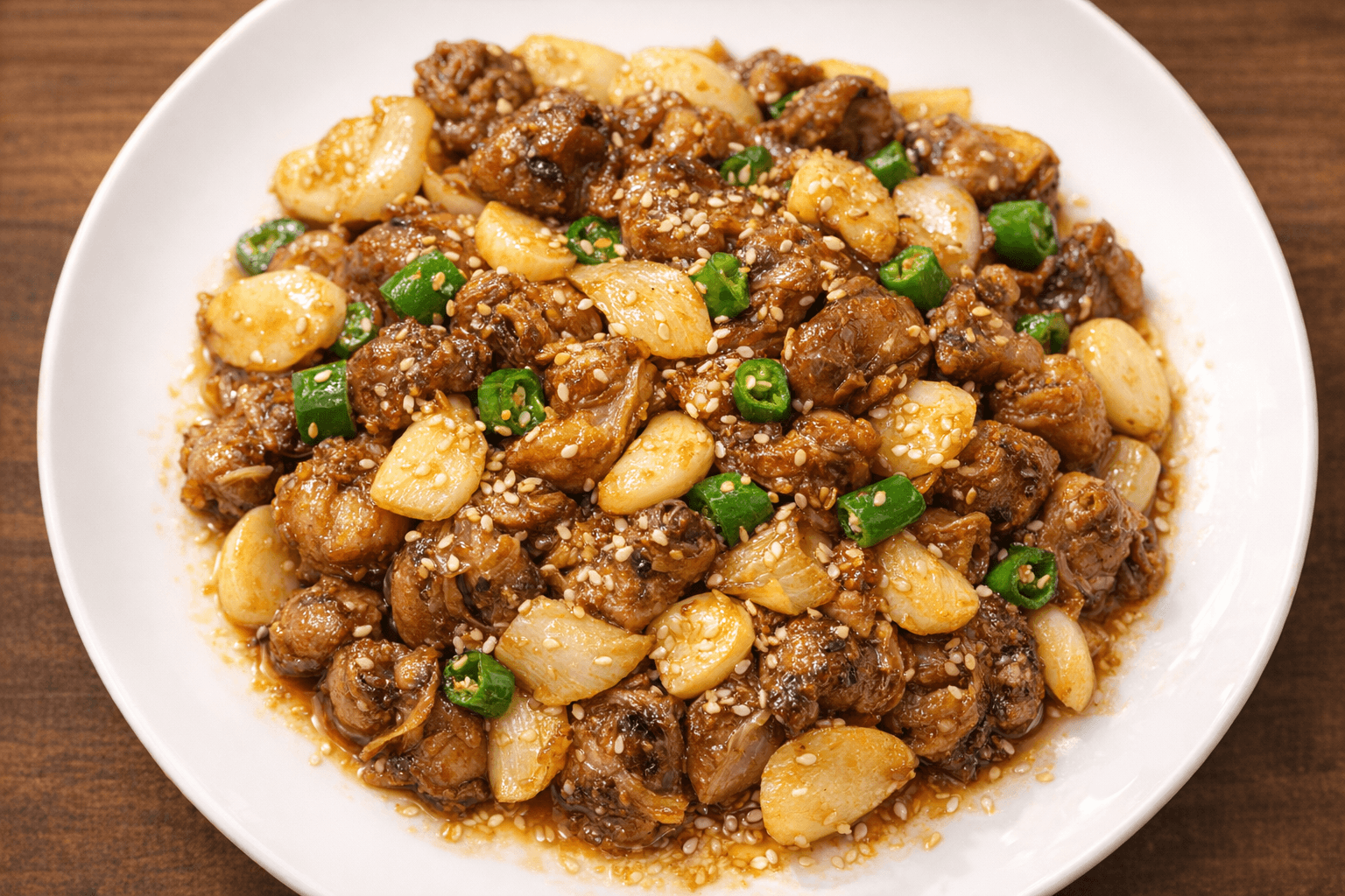 맨날 먹던 무침은 그만! 맥주 순삭시키는 단짠단짠 마늘 골뱅이볶음 레시피