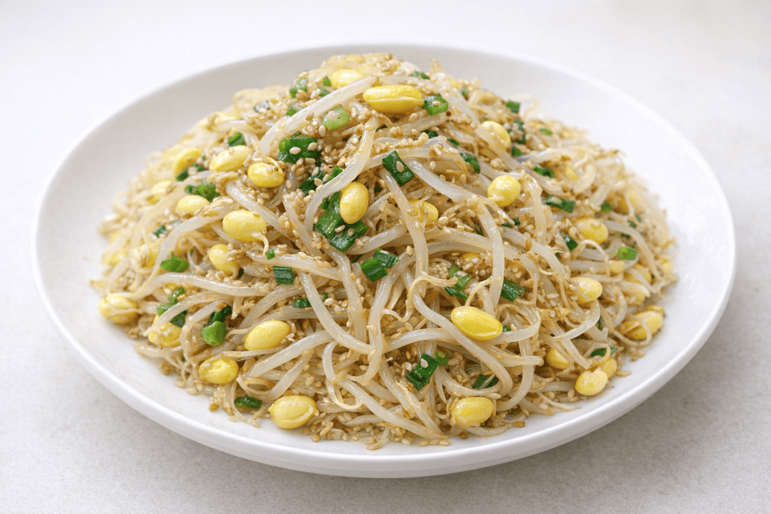 아삭하고 고소한 볶은 콩나물