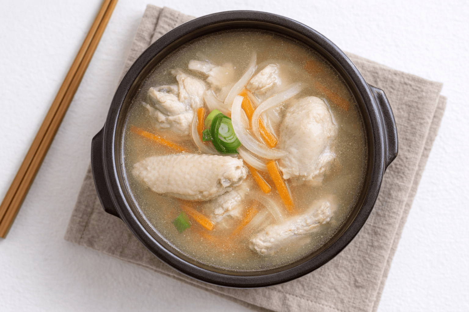 따뜻한 닭장국 요리