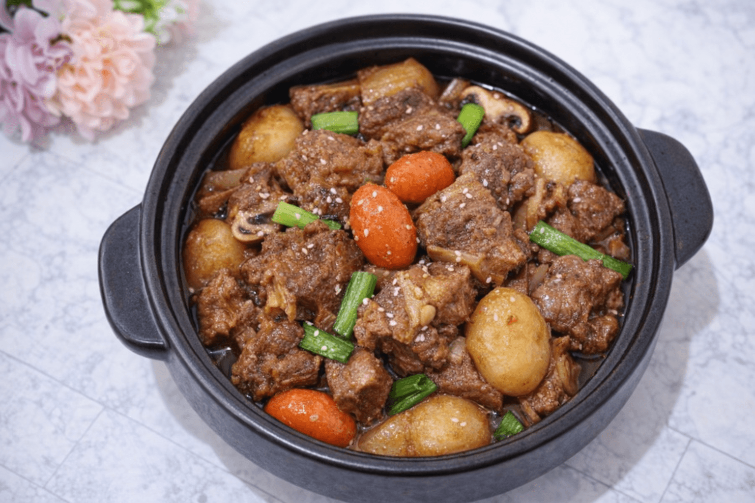 [초보자 필독] 백종원 만능 소스로 완성하는 절대 실패 없는 돼지갈비찜 황금 레시피!