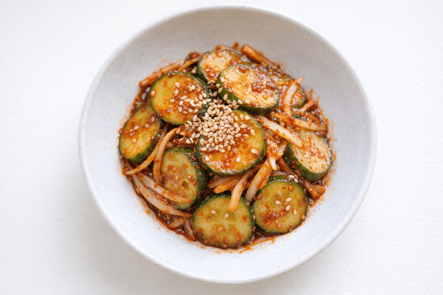 끝까지 아삭한 비법 대공개! 평생 써먹는 '10분 완성' 새콤달콤 오이무침 황금 레시피