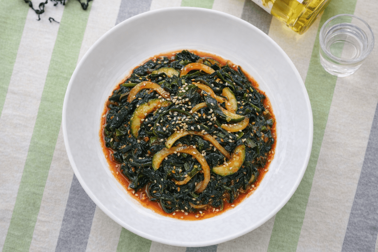 [다이어트 야식] 살 안 찌는 완벽한 소주 안주! 5분 컷 새콤달콤 미역초무침 황금 레시피