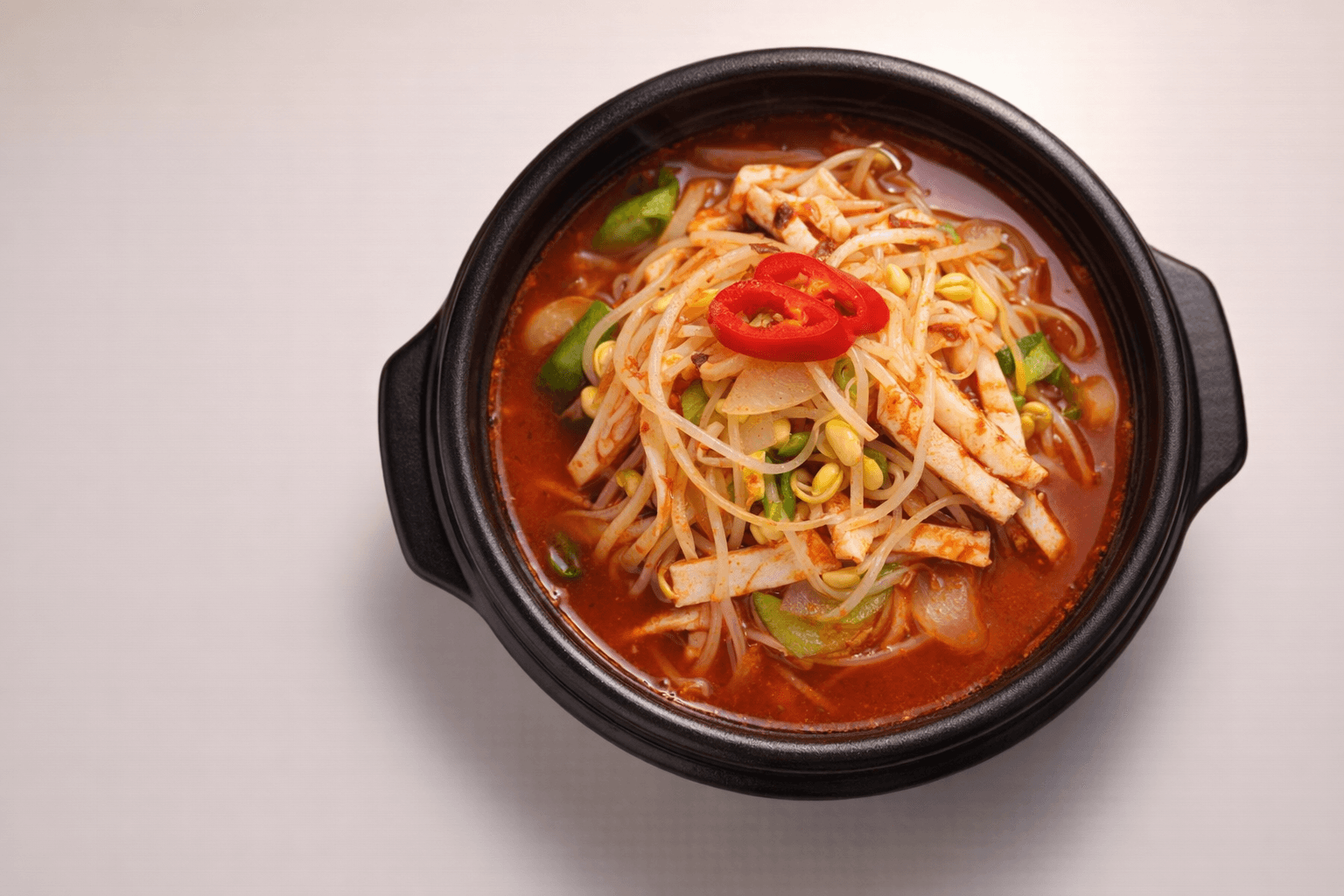 얼큰한 짬뽕맛 오징어찌개