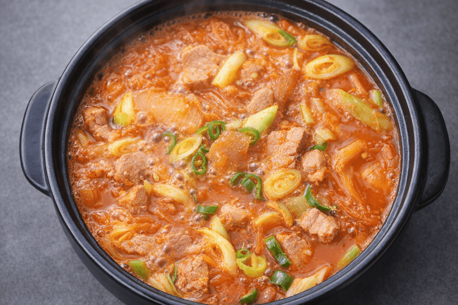 식당 사장님도 놀란 바로 그 맛! 조회수 80만 돌파 돼지고기 김치찌개 황금레시피