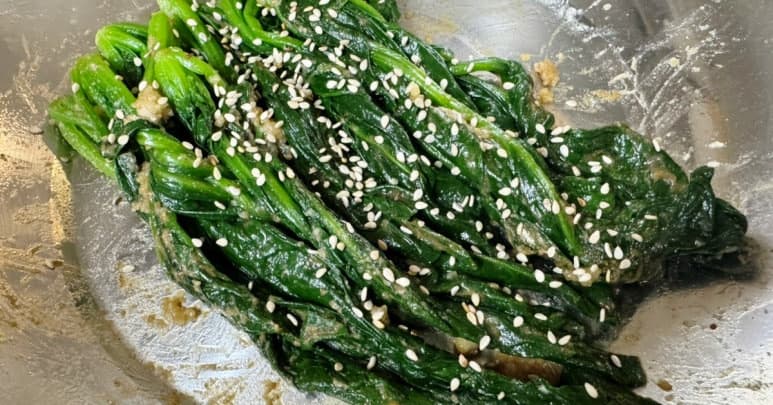 몸에 좋고 맛도 좋은 시금치 무침