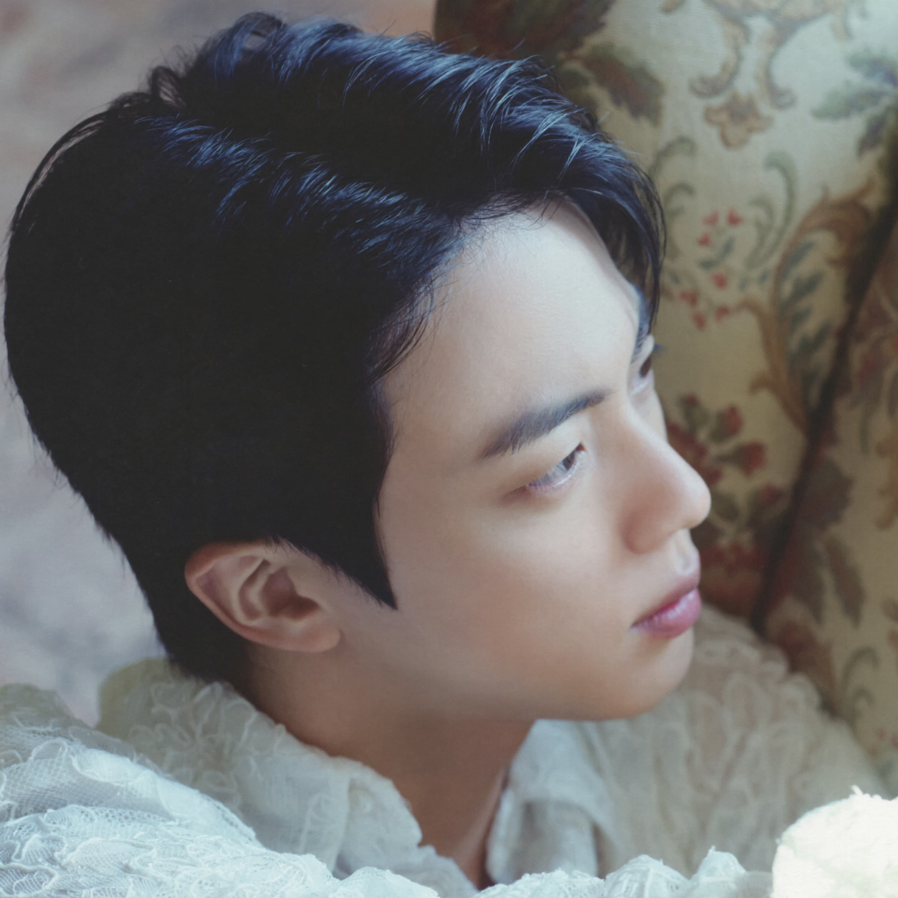 김석진 헤어스타일링 항상 아쉽지 않아?