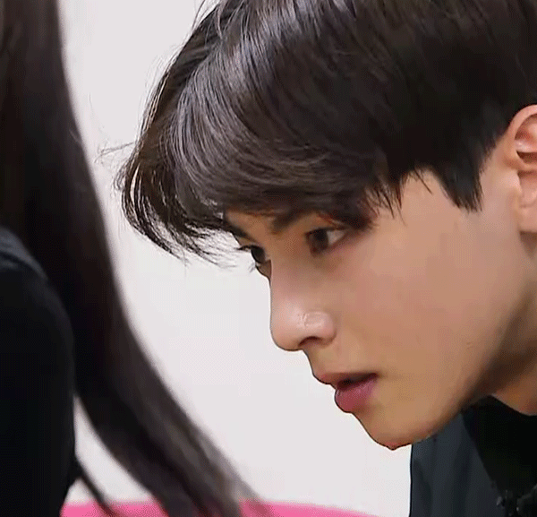 용량 부족해서 올리는 차은우 움짤 & 사진 모음