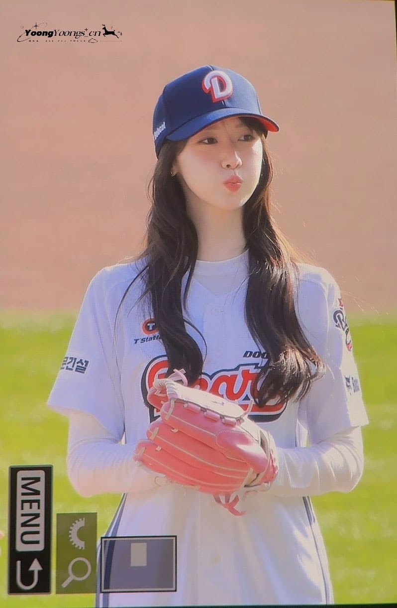 11년 만의 시구라는데 진심 이게 맞아?