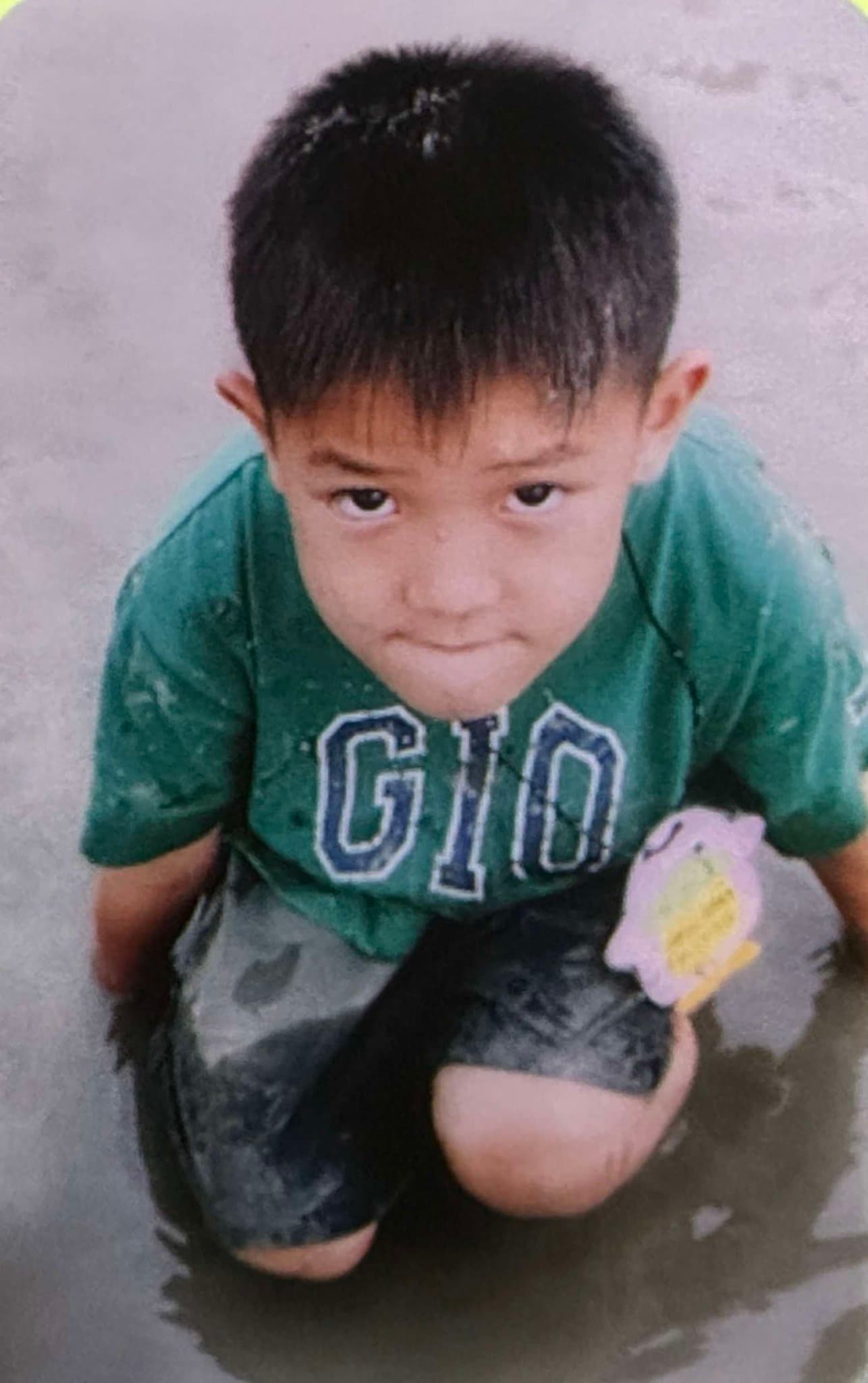 어린이날 얼황 태용이 사진 어릴때부터 모태미남이네 ㄷㄷ